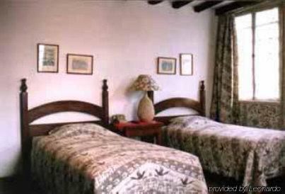 Hotel Los Alpes Quito Rom bilde